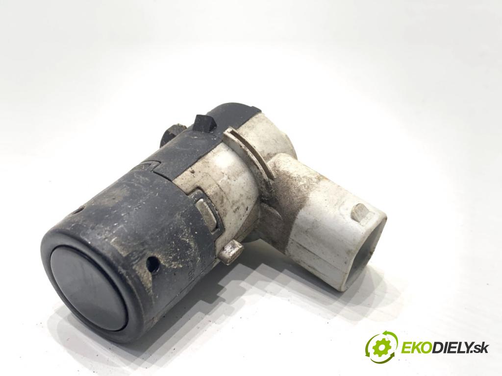 BMW E60 sedan 2004 170 kW 530 i 2979 snímač PDC 6940484