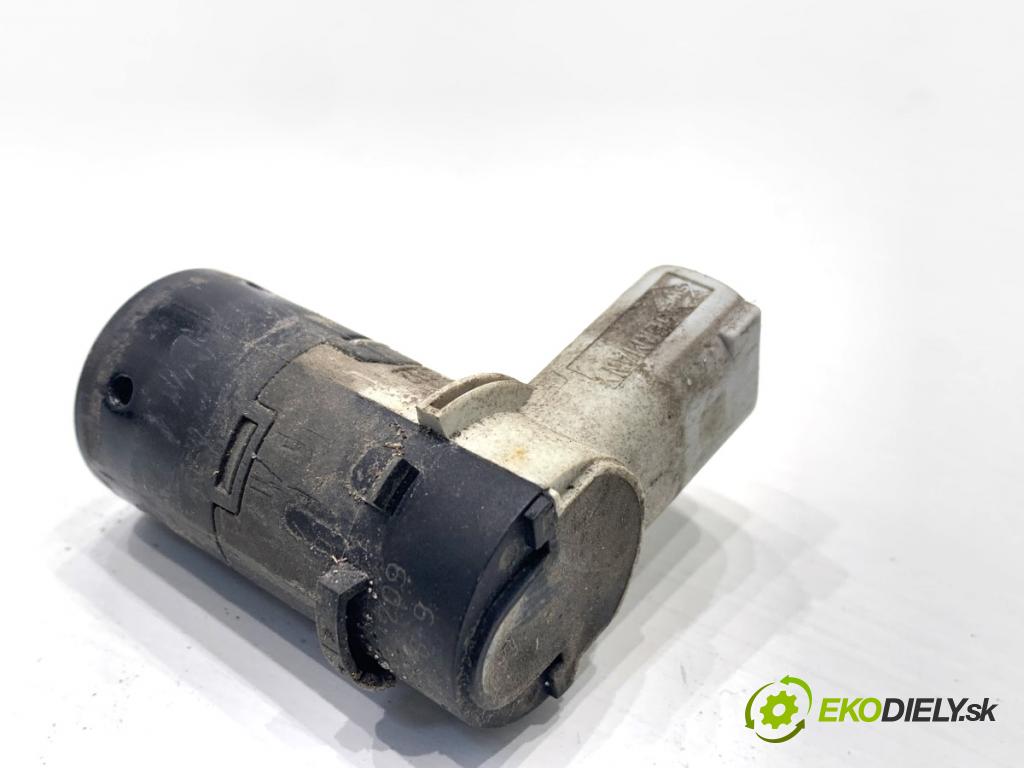 BMW E60 sedan 2004 170 kW 530 i 2979 snímač PDC 6940484