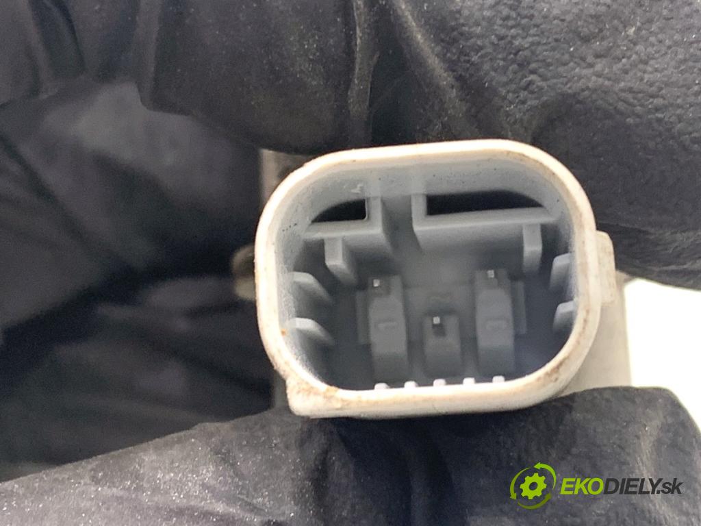 BMW E60 sedan 2004 170 kW 530 i 2979 snímač PDC 6940484