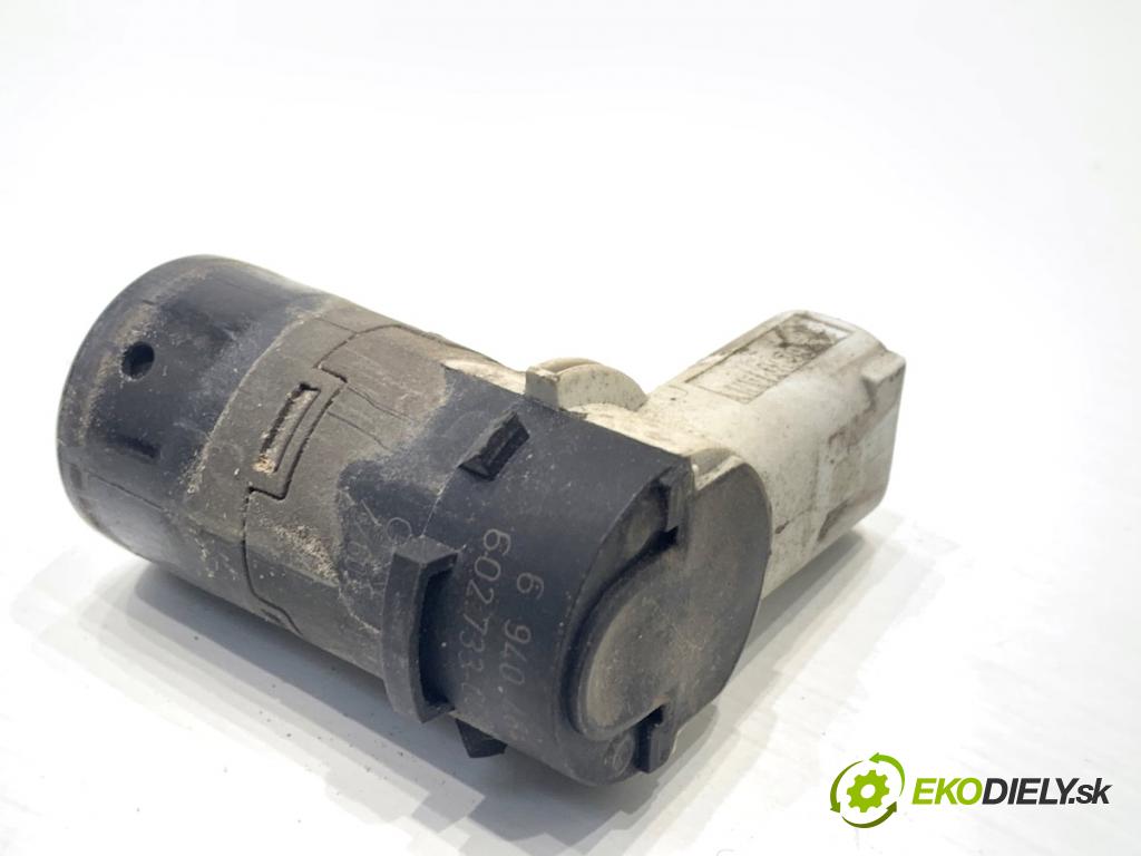 BMW E60 sedan 2004 170 kW 530 i 2979 snímač PDC 6940484