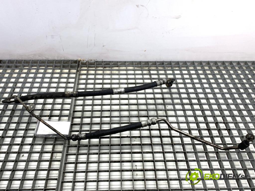 BMW E60 sedan 2004 170 kW 530 i 2979 hadica servočerpadlo 6766141 (Rúrka servočerpadla)
