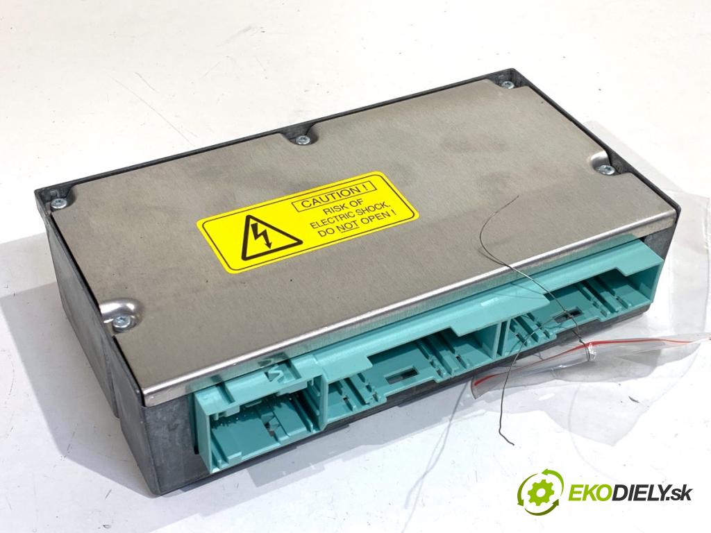 BMW E60 sedan 2004 170 kW 530 i 2979 senzor airbag 6946384 (Snímač)