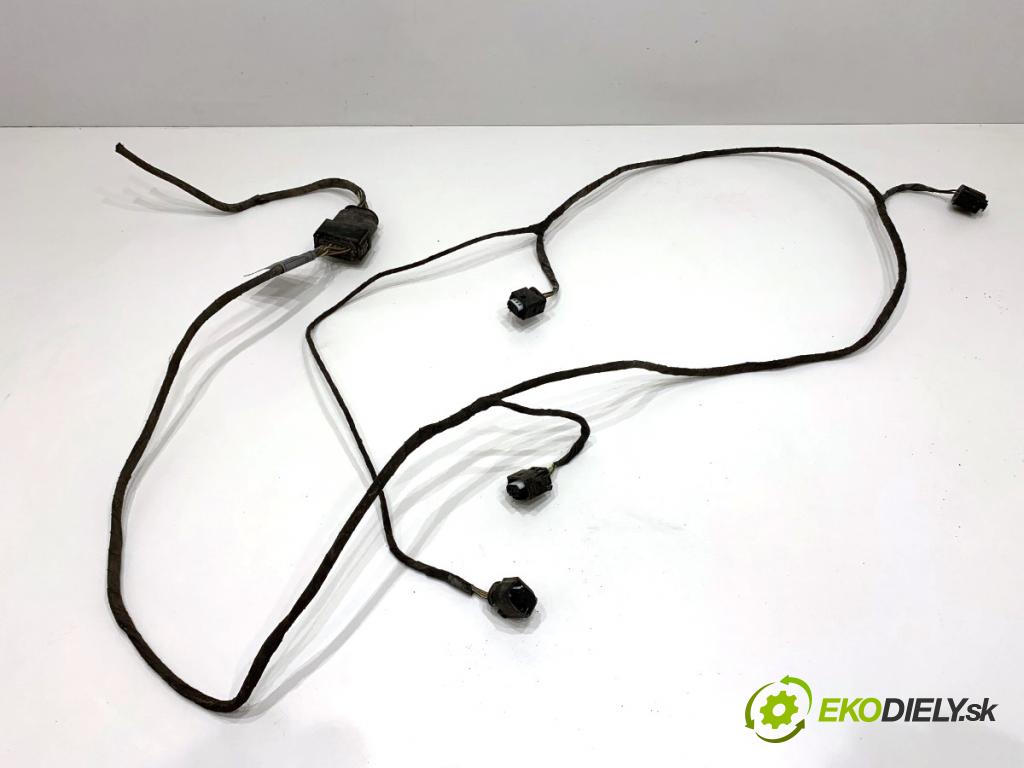 BMW E60 sedan 2004 170 kW 530 i 2979 Káblovačka PDC zad 6928366