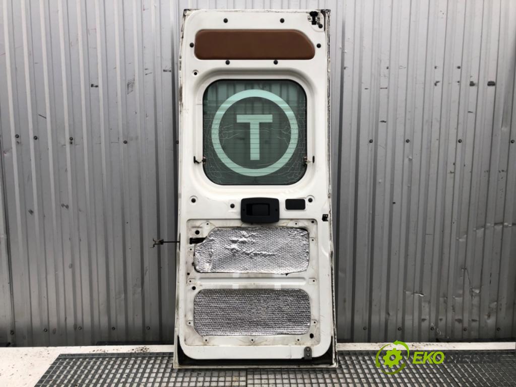 PEUGEOT BOXER I Autobus 2010 115 kW 3.0 HDi 2999 dveře pravý zadní část