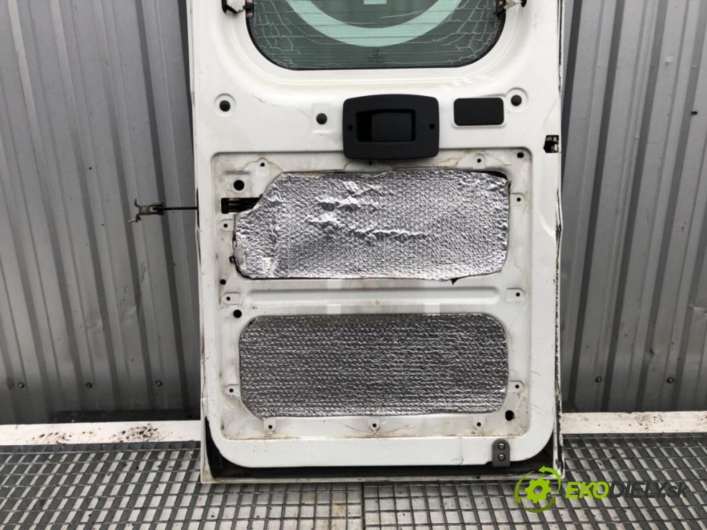 PEUGEOT BOXER I Autobus 2010 115 kW 3.0 HDi 2999 dveře pravý zadní část