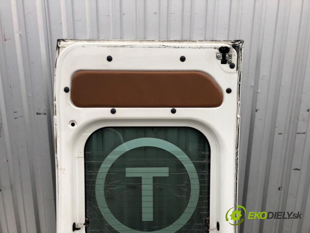 PEUGEOT BOXER I Autobus 2010 115 kW 3.0 HDi 2999 dveře pravý zadní část