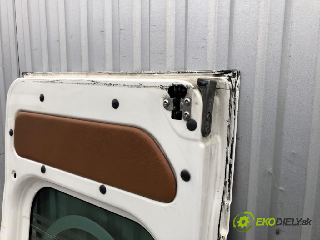 PEUGEOT BOXER I Autobus 2010 115 kW 3.0 HDi 2999 dveře pravý zadní část