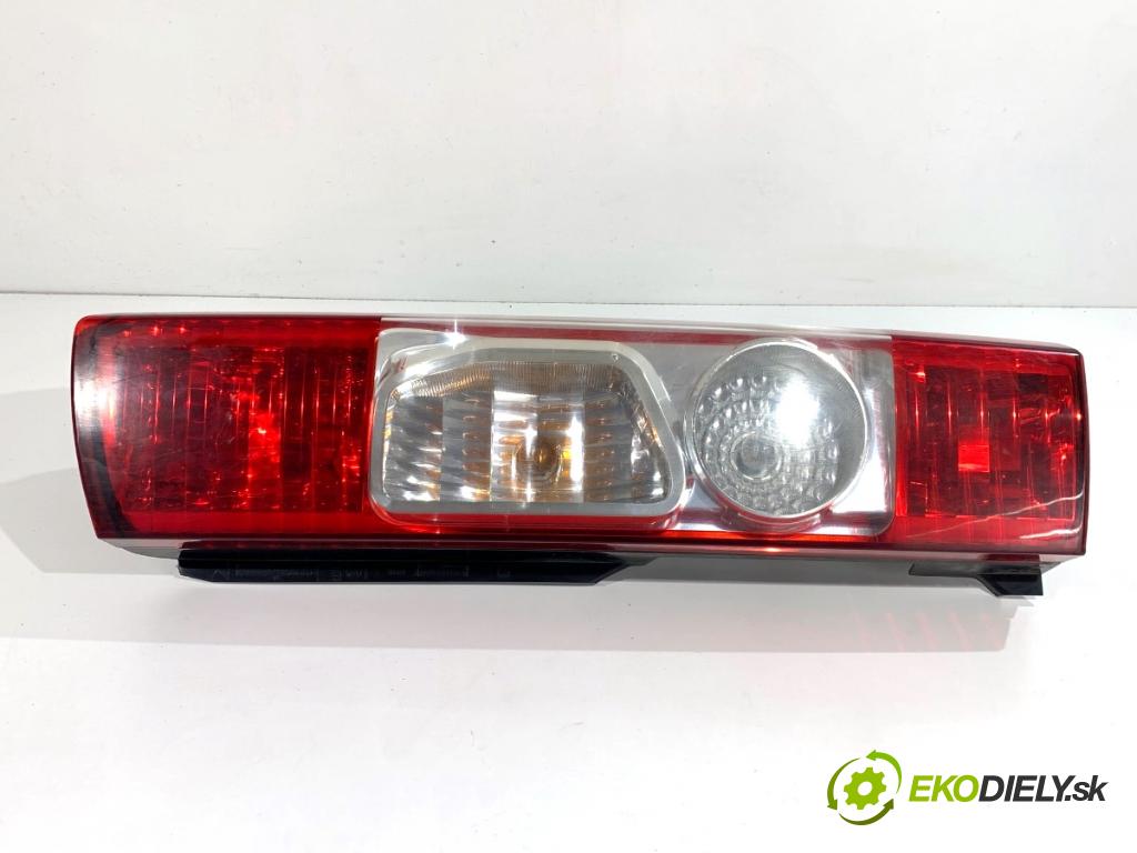 PEUGEOT BOXER I Autobus 2010 115 kW 3.0 HDi 2999 Svetlo pravy zad 