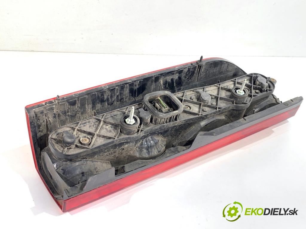 PEUGEOT BOXER I Autobus 2010 115 kW 3.0 HDi 2999 Svetlo pravy zad