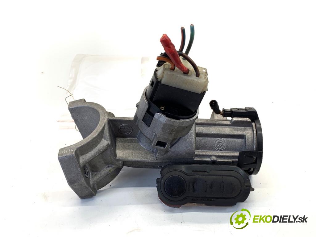 PEUGEOT BOXER I Autobus 2010 115 kW 3.0 HDi 2999 spinačka  (Spínacia skrinka)