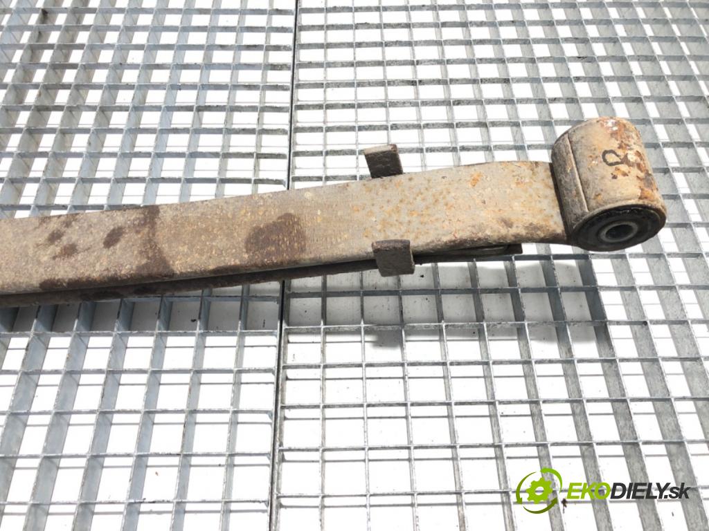 PEUGEOT BOXER I Autobus 2010 115 kW 3.0 HDi 2999 Listové pero pravy zad