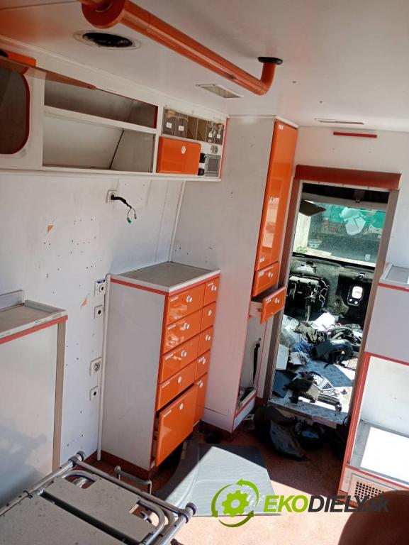 PEUGEOT BOXER I Autobus 2010 115 kW 3.0 HDi 2999 BUDOVA:
