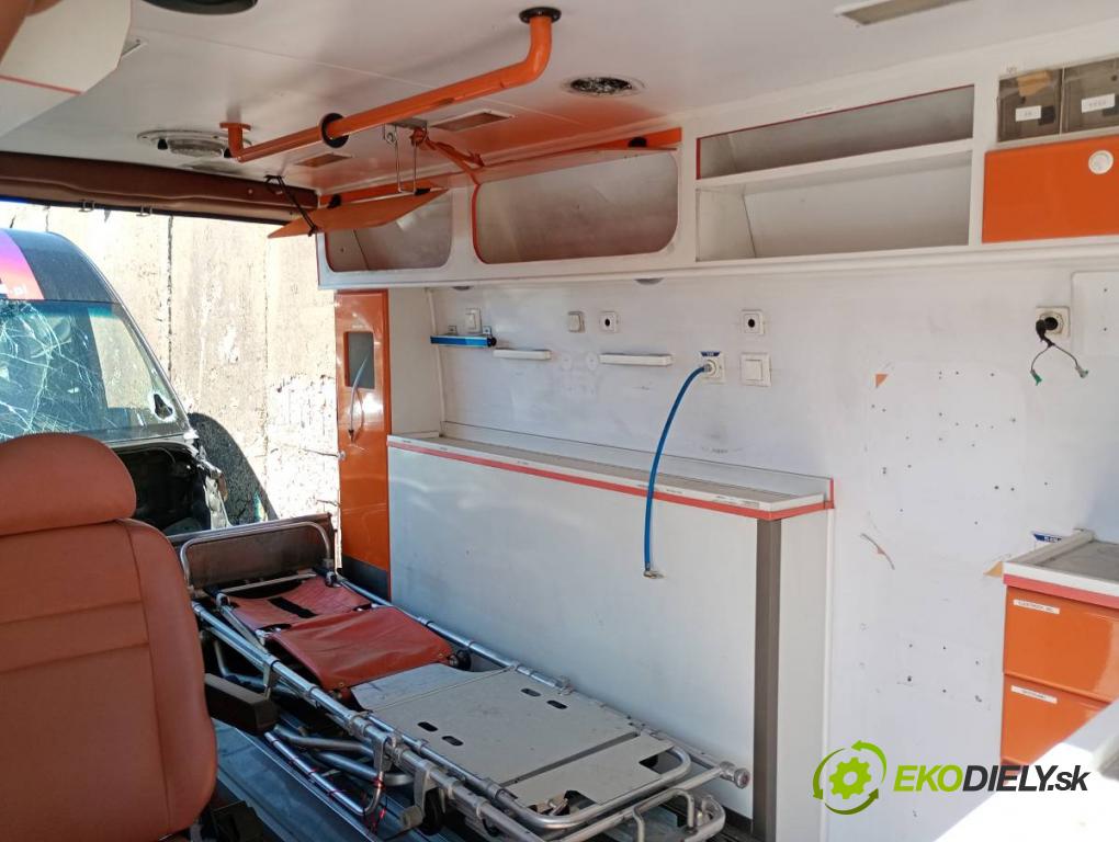PEUGEOT BOXER I Autobus 2010 115 kW 3.0 HDi 2999 BUDOVA: