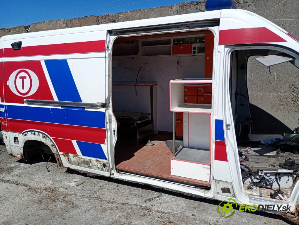 PEUGEOT BOXER I Autobus 2010 115 kW 3.0 HDi 2999 BUDOVA: