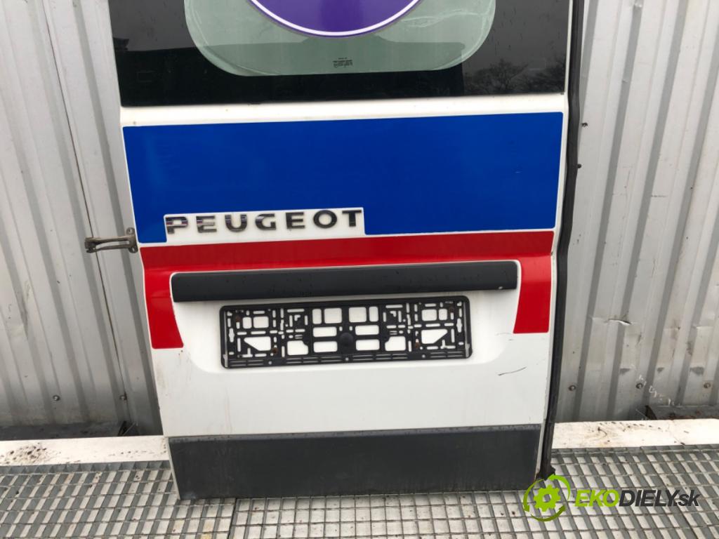 PEUGEOT BOXER I Autobus 2010 115 kW 3.0 HDi 2999 dveře levý zadní část
