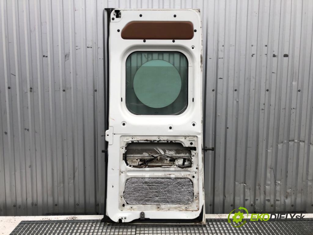 PEUGEOT BOXER I Autobus 2010 115 kW 3.0 HDi 2999 dveře levý zadní část
