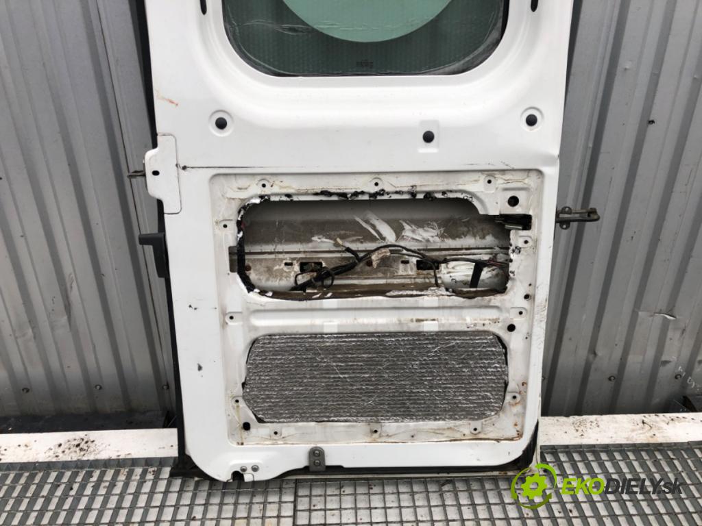 PEUGEOT BOXER I Autobus 2010 115 kW 3.0 HDi 2999 dveře levý zadní část