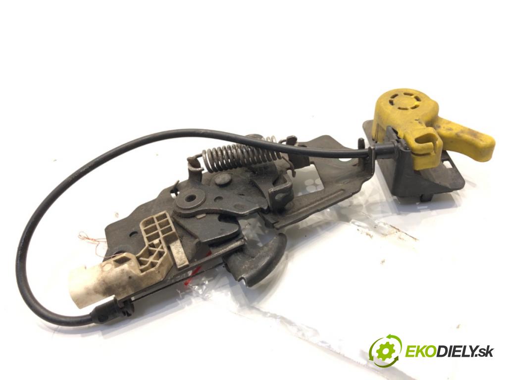 FORD FOCUS III liftback 2014 74 kW 1.0 EcoBoost 998 zámok kapoty predný