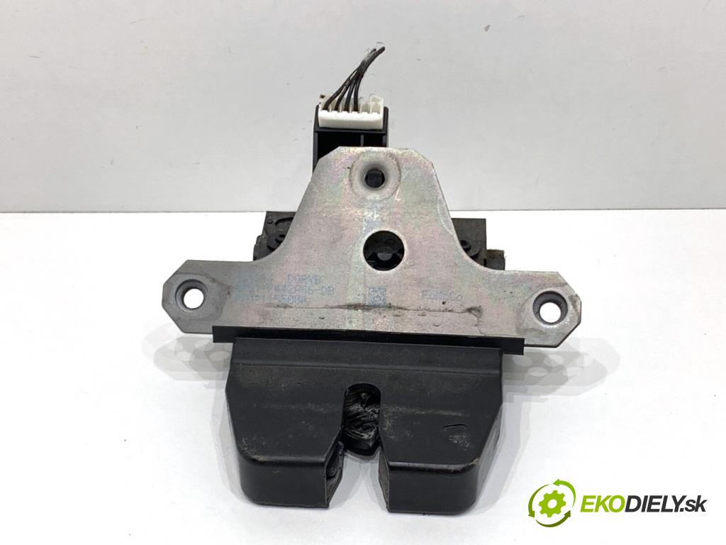 FORD FOCUS III liftback 2014 74 kW 1.0 EcoBoost 998 zámok dverí zad 8M51-R442A66-DB