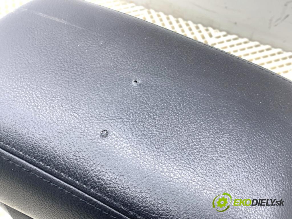 FORD FOCUS III liftback 2014 74 kW 1.0 EcoBoost 998 Tunel stredový opierka