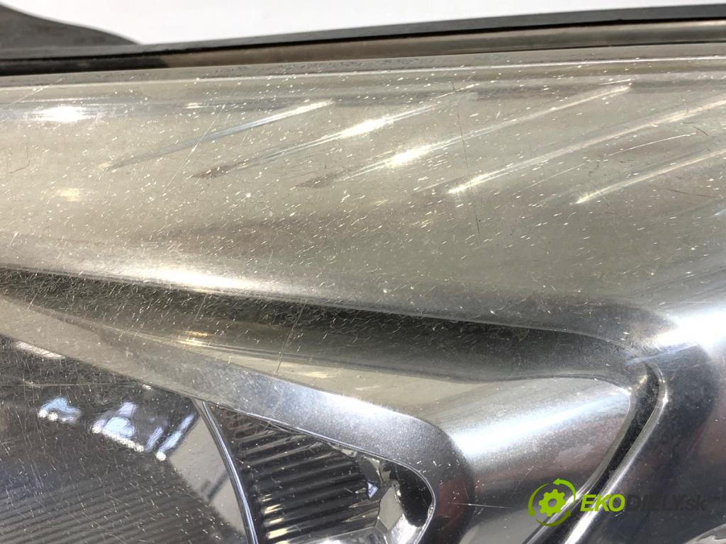 FORD FOCUS III liftback 2014 74 kW 1.0 EcoBoost 998 Svetlomet ľavy predný BM51-13W030-NB