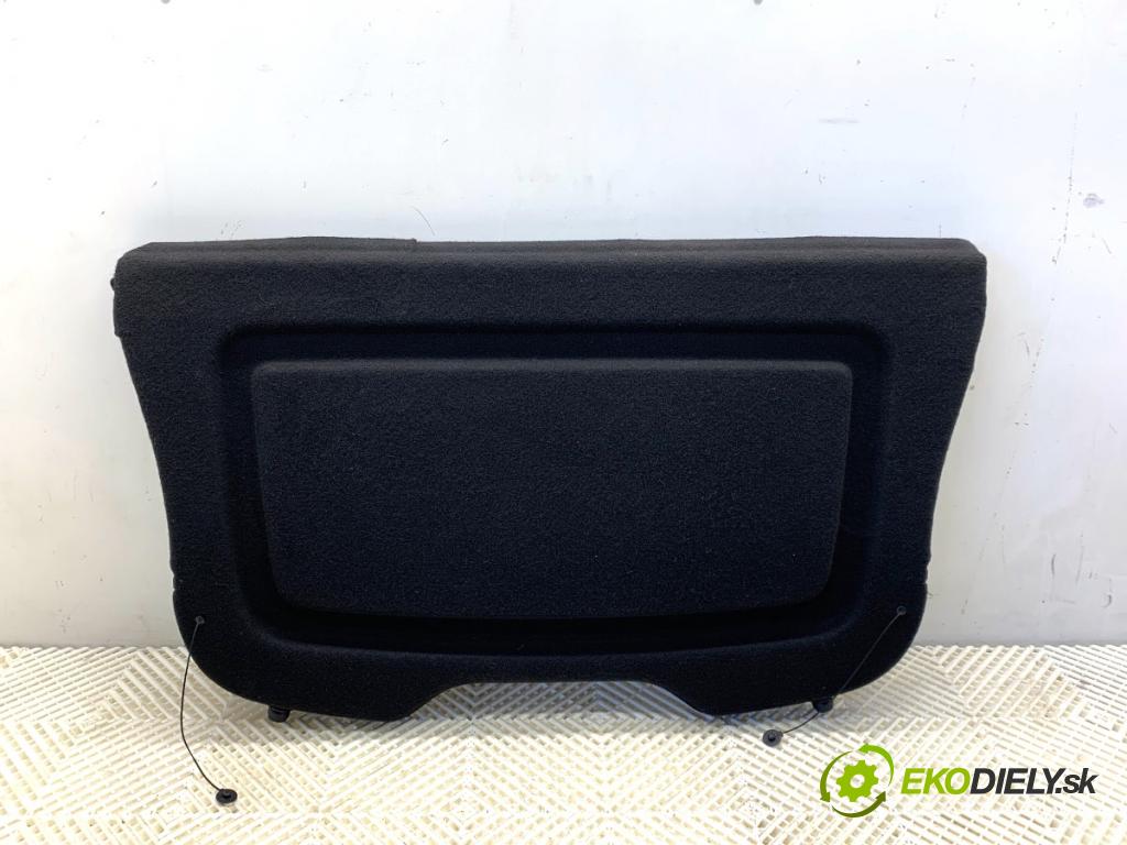 FORD FOCUS III liftback 2014 74 kW 1.0 EcoBoost 998 Pláto zad 