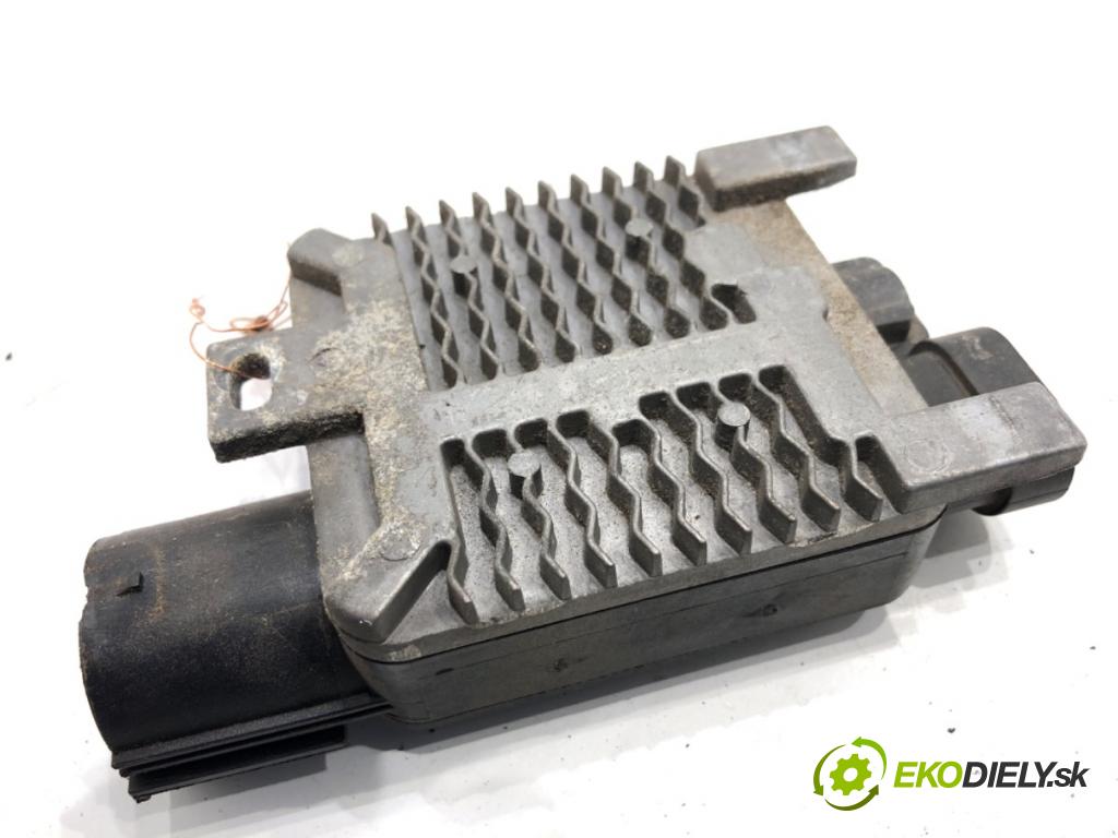 FORD FOCUS III liftback 2014 74 kW 1.0 EcoBoost 998 Modul ventilátora 940002906