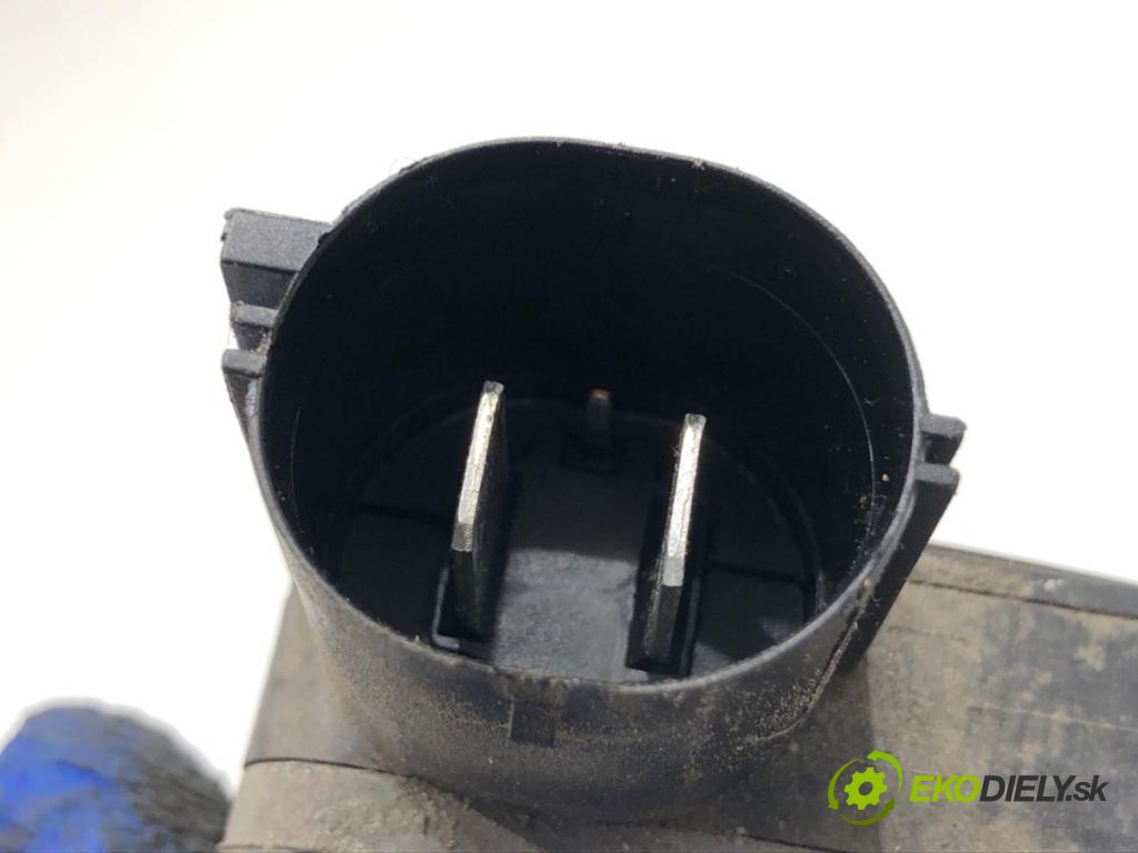 FORD FOCUS III liftback 2014 74 kW 1.0 EcoBoost 998 Modul ventilátora 940002906