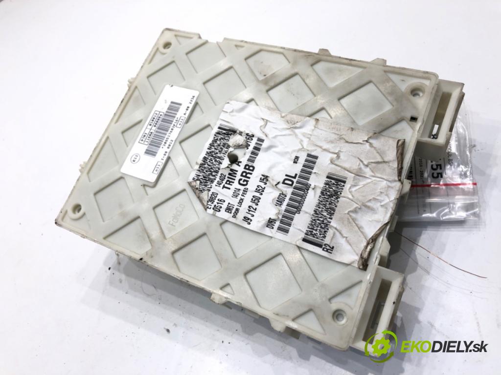 FORD FOCUS III liftback 2014 74 kW 1.0 EcoBoost 998 Modul BSI DV6T-14A073-DL (Poistková skrinka)