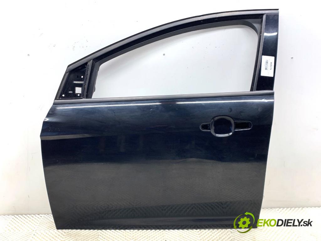FORD FOCUS III liftback 2014 74 kW 1.0 EcoBoost 998 Dvere ľavy predný 