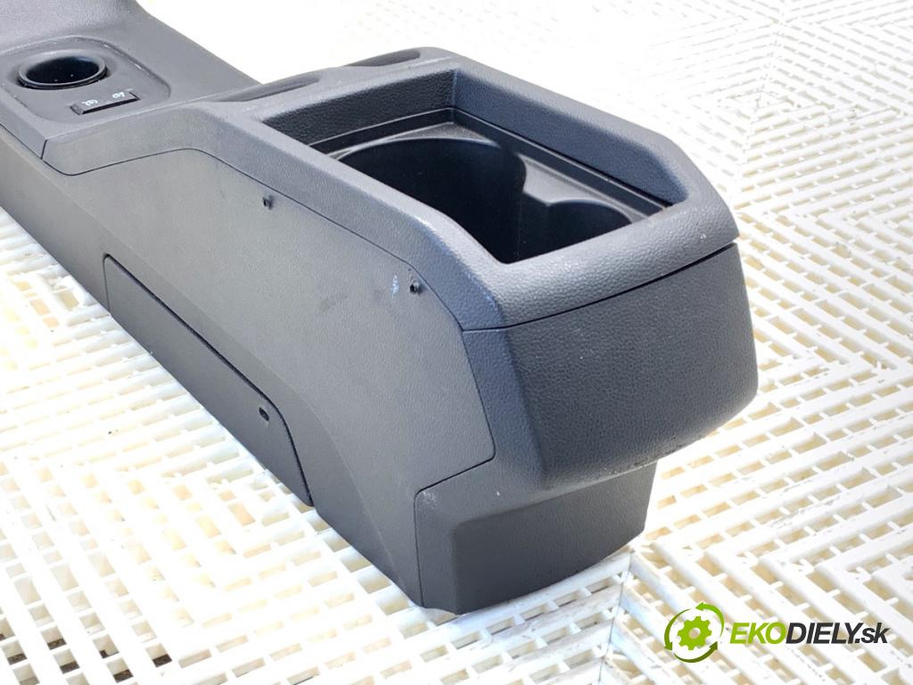 DACIA DUSTER SUV 2019 96 kW 1.3 TCe 130 (HMMF) 1332 Tunel středový  (Středový tunel)