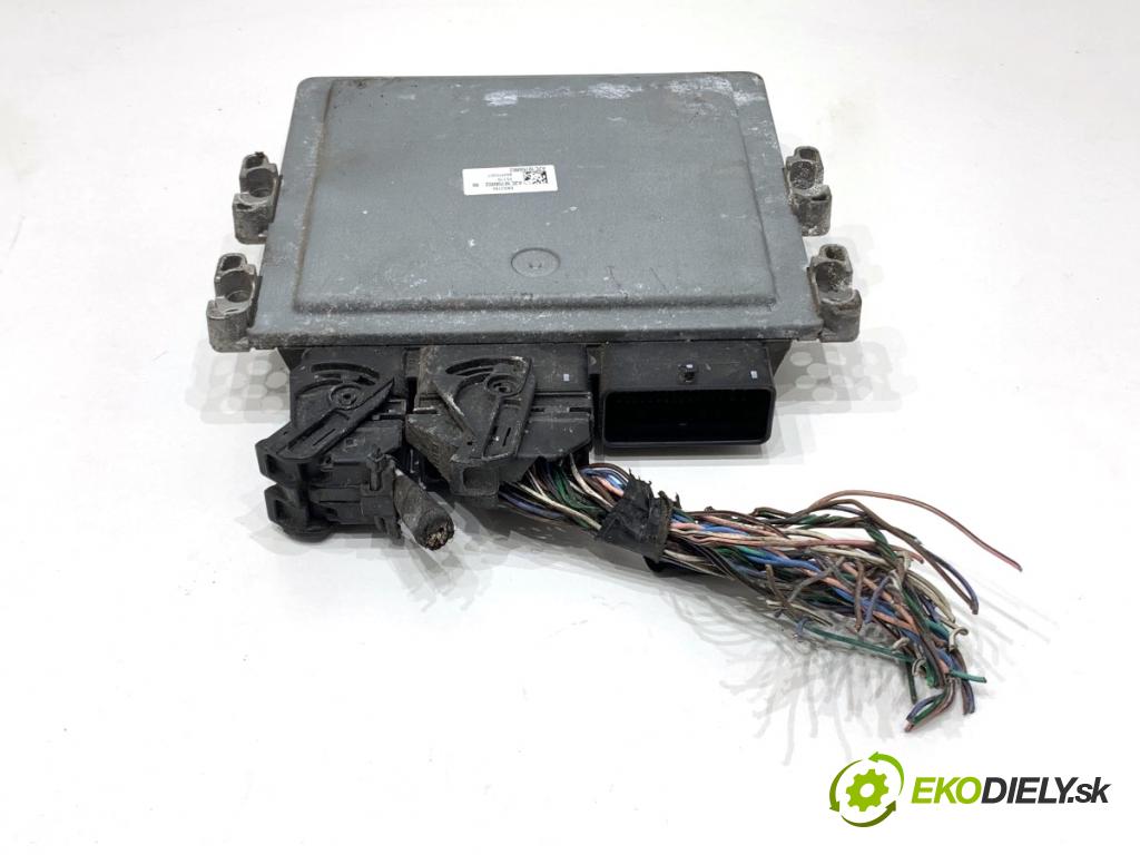 DACIA DUSTER SUV 2019 96 kW 1.3 TCe 130 (HMMF) 1332 riadiaca jednotka Motor 237104412S (Riadiaca jednotka)