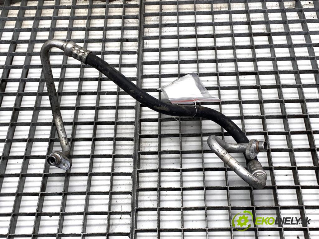 DACIA DUSTER SUV 2019 96 kW 1.3 TCe 130 (HMMF) 1332 rúrka klimatizace 924902890R (Trubka klimatizace)