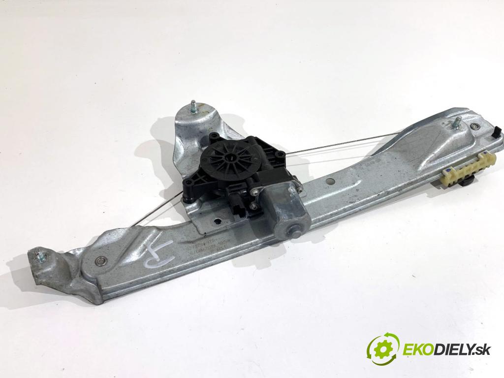 DACIA DUSTER SUV 2019 96 kW 1.3 TCe 130 (HMMF) 1332 mechanismus okna pravý zadní část 827208597R