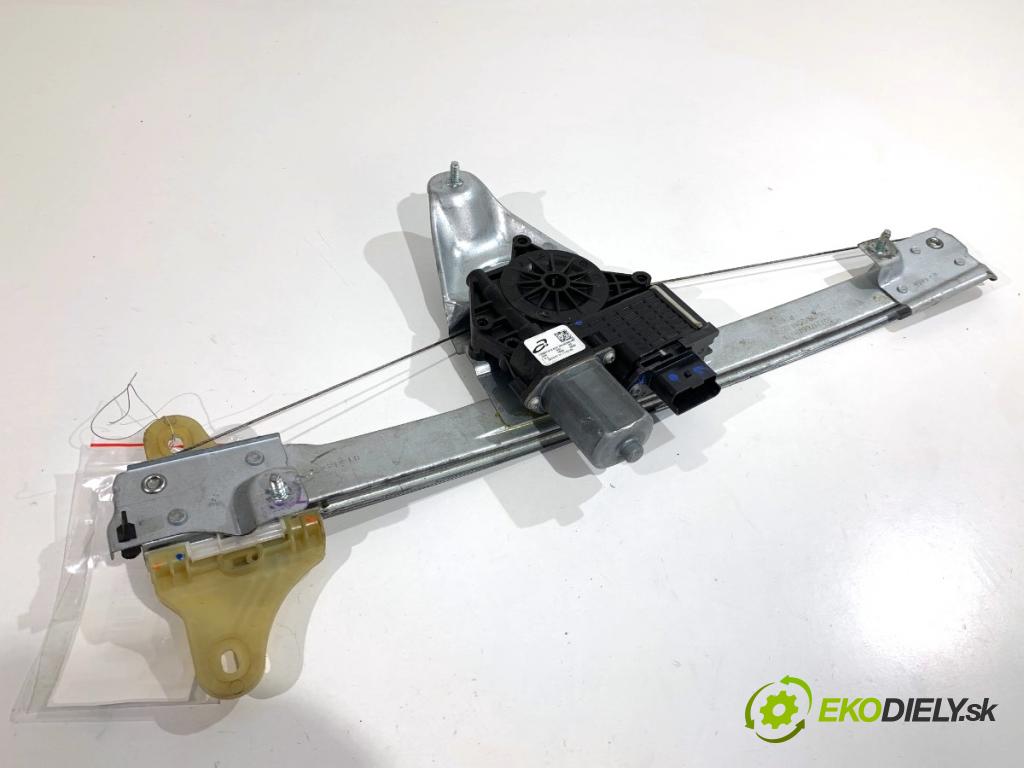 DACIA DUSTER SUV 2019 96 kW 1.3 TCe 130 (HMMF) 1332 mechanismus okna levý přední část 807217664R