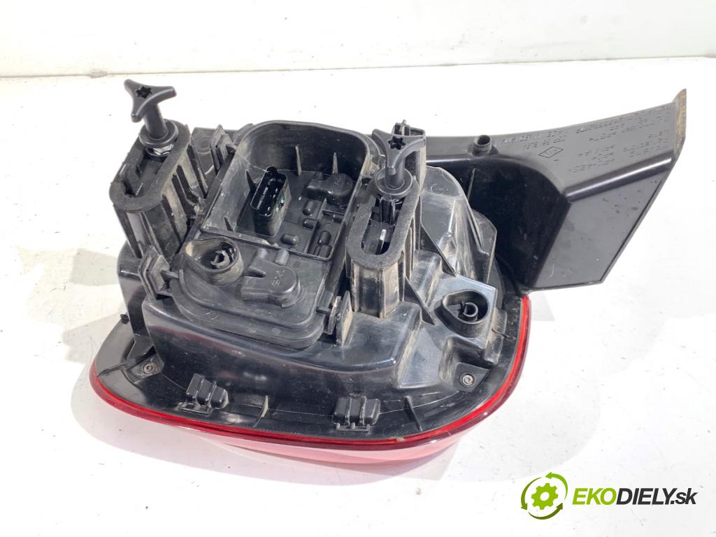 DACIA DUSTER SUV 2019 96 kW 1.3 TCe 130 (HMMF) 1332 světlo levý zadní část 265558217R