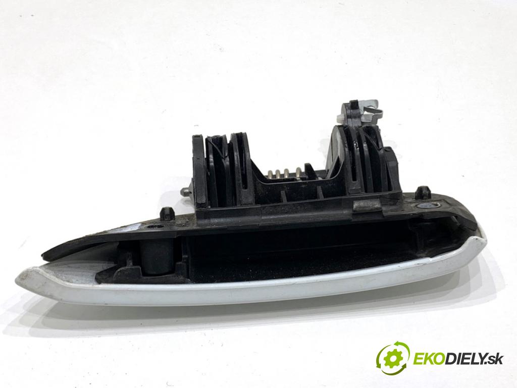 DACIA DUSTER SUV 2019 96 kW 1.3 TCe 130 (HMMF) 1332 Kľučka vonkajšia pravy predný