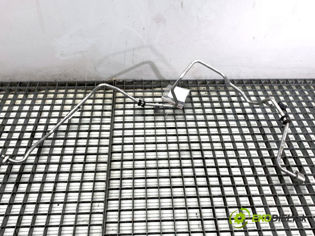 DACIA DUSTER SUV 2019 96 kW 1.3 TCe 130 (HMMF) 1332 rúrka klimatizácie 924404272R (Rúrka klimatizácie)