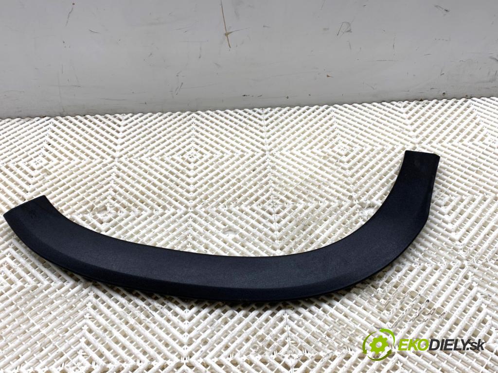 DACIA DUSTER SUV 2019 96 kW 1.3 TCe 130 (HMMF) 1332 Lišta blatníka predný pravá 