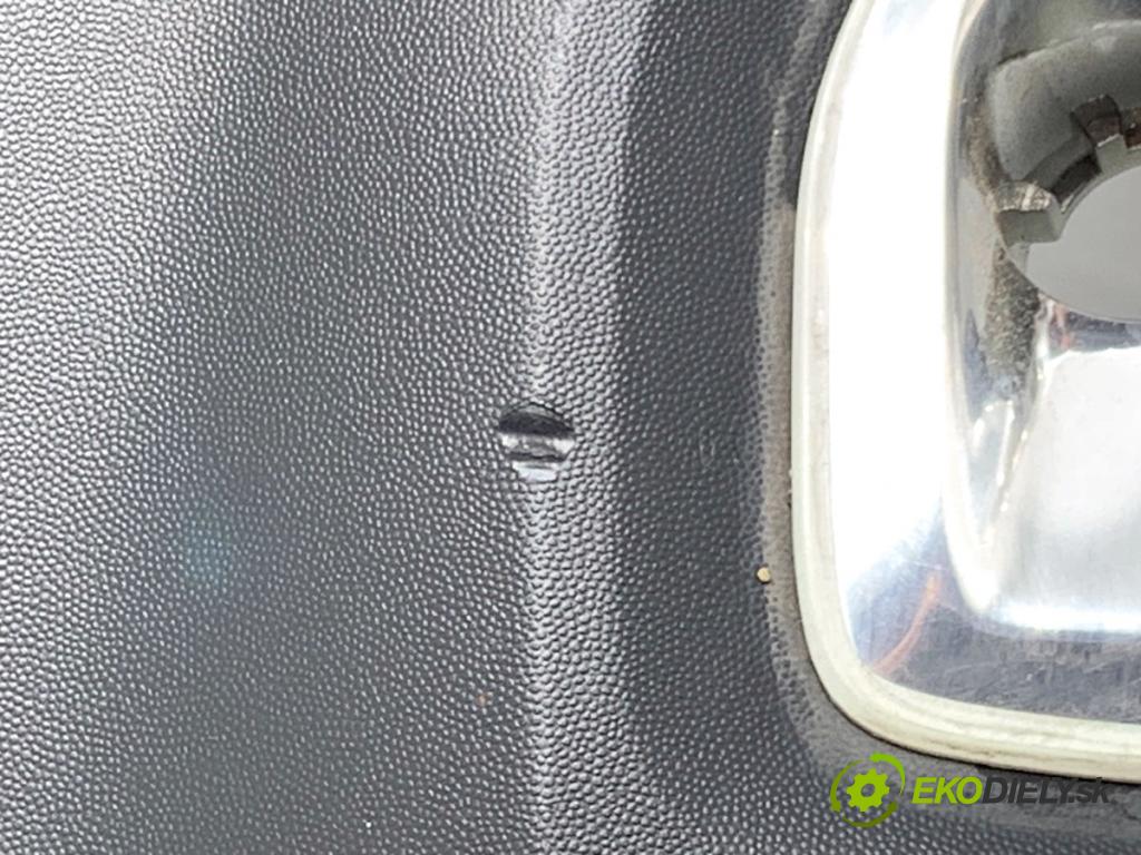 DACIA DUSTER SUV 2019 96 kW 1.3 TCe 130 (HMMF) 1332 Násada Lišta blatníka predný ľavá strana 638754702R