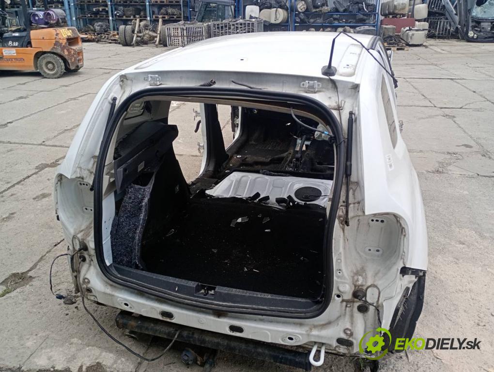 DACIA DUSTER SUV 2019 96 kW 1.3 TCe 130 (HMMF) 1332 KAROSERIA ČTVRŤÁK blatník práh střecha PODŁUŻNICA