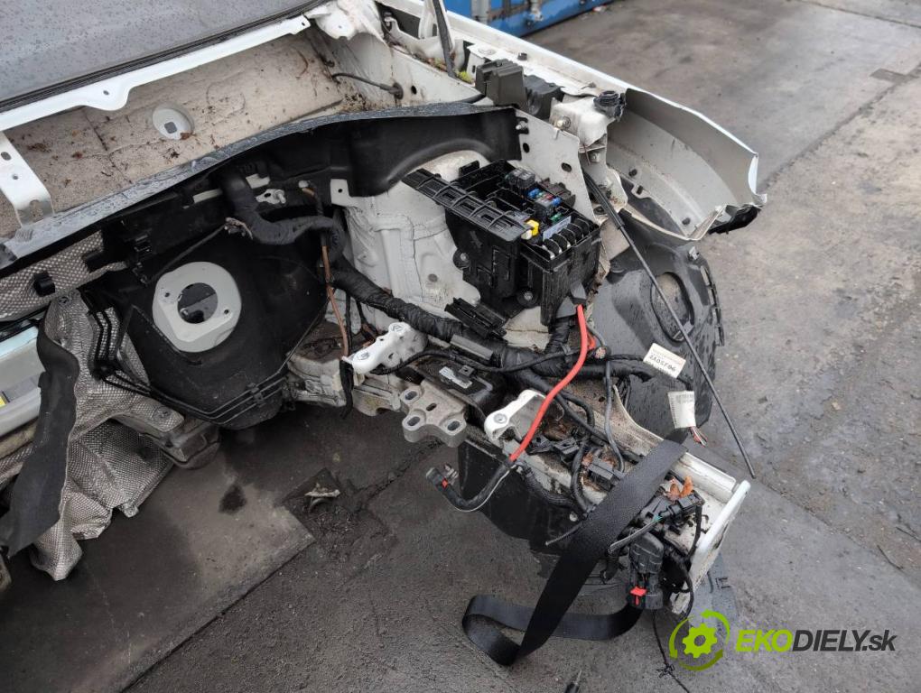 SKODA KODIAQ SUV 2019 110 kW 1.5 TSI 1495 KAROSERIA ČTVRŤÁK blatník práh střecha PODŁUŻNICA