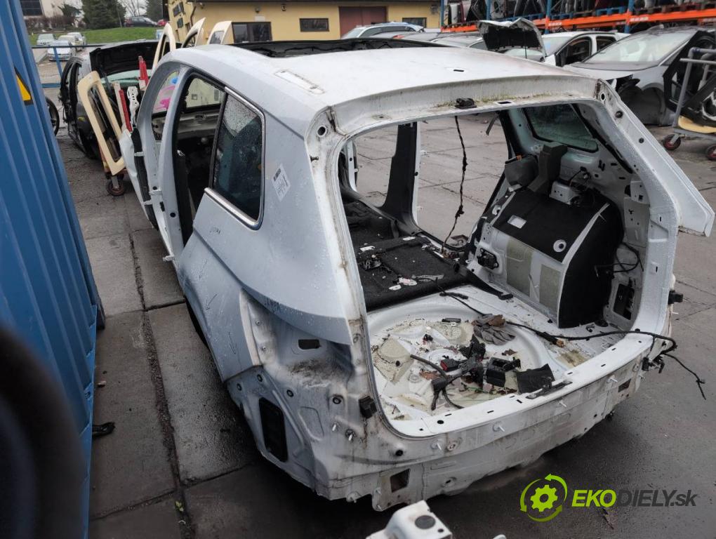 SKODA KODIAQ SUV 2019 110 kW 1.5 TSI 1495 KAROSERIA ČTVRŤÁK blatník práh střecha PODŁUŻNICA