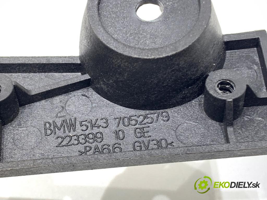 BMW E60 sedan 2004 170 kW 530 i 2979 lanko kapoty 7052579