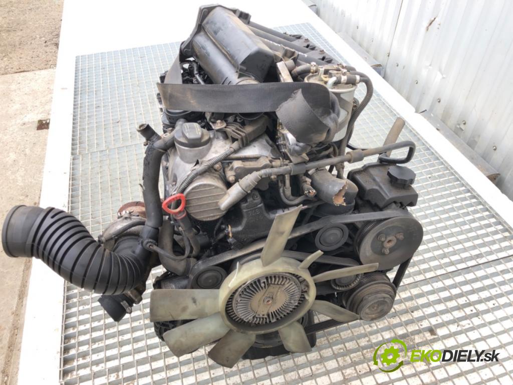 MERCEDES-BENZ W903 Autobus 2005 80 kW 211 CDI 2148 Motor KOMPLETNÍ: 611.981