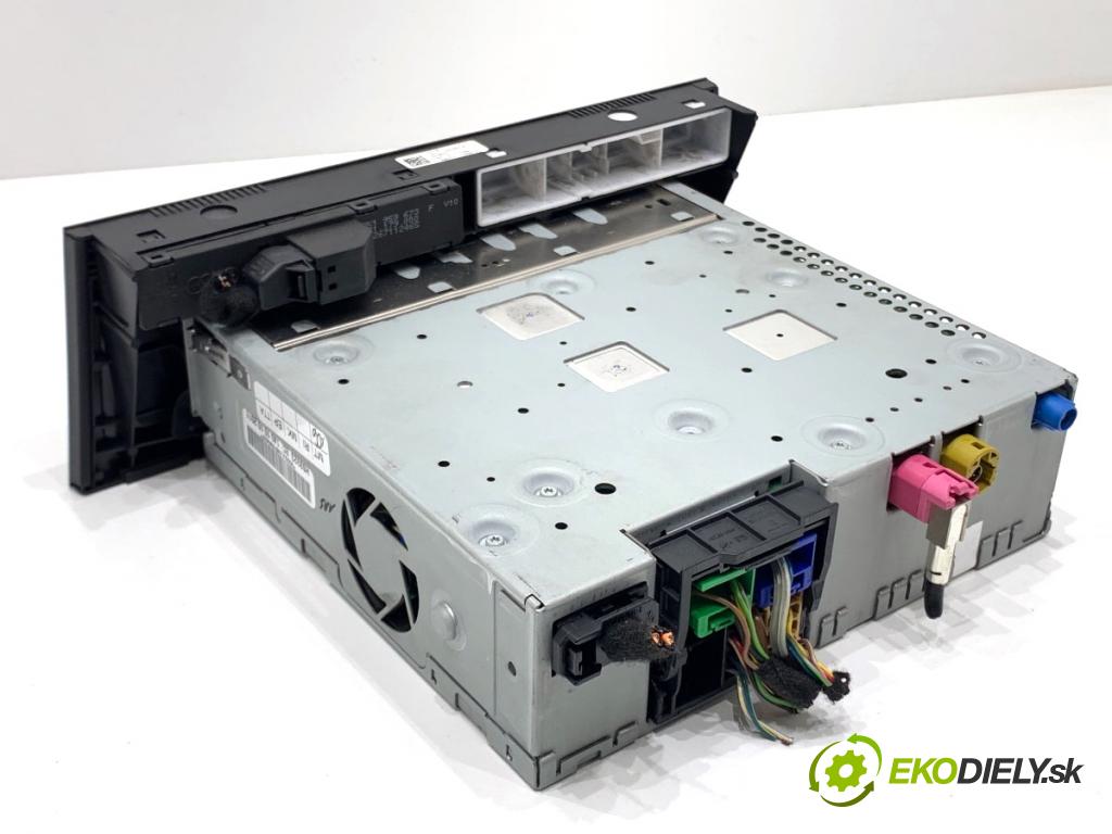 AUDI A4 B8 Kombi 2011 125 kW 2.0 TDI quattro 1968 čítač navigácie 8T1035652G (Elektrosúčasti ostatné)