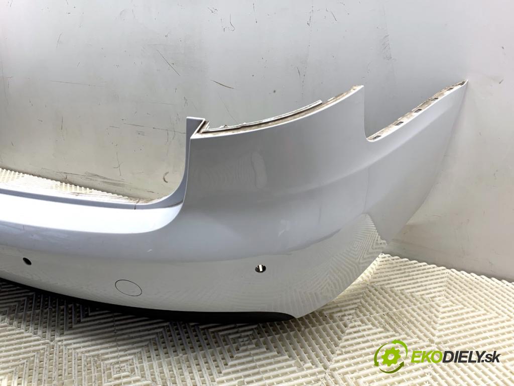 AUDI A4 B8 Kombi 2011 125 kW 2.0 TDI quattro 1968 Nárazník zad LS9R (Kľučka dverí ostatné)