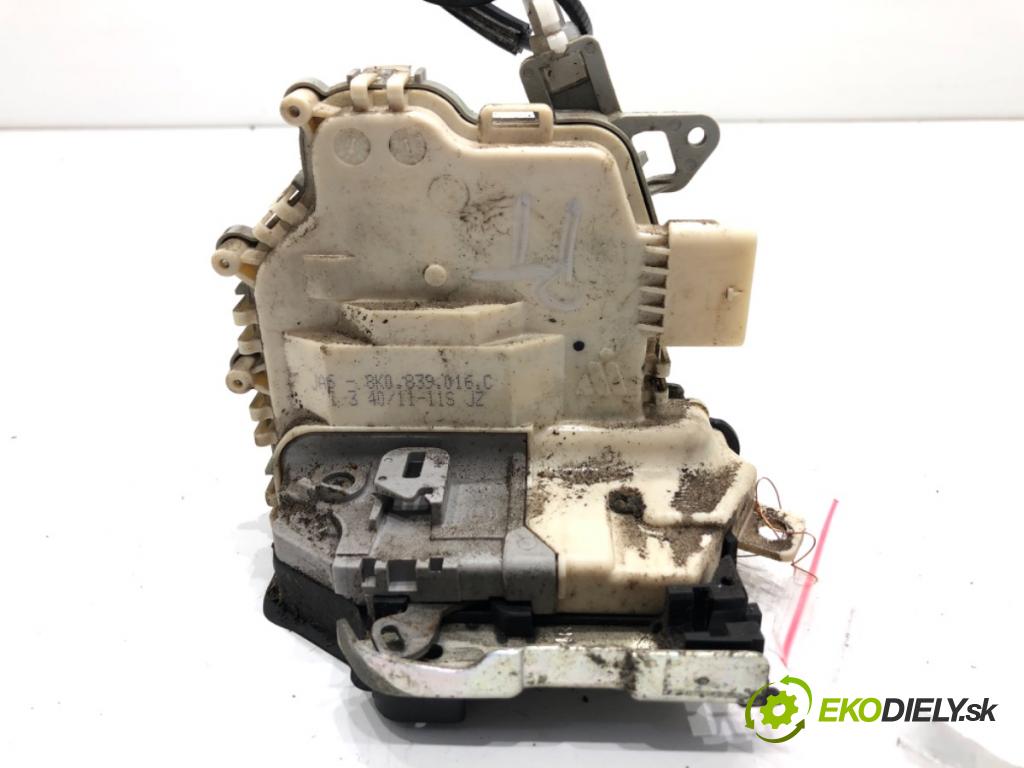 AUDI A4 B8 Kombi 2011 125 kW 2.0 TDI quattro 1968 zámok Dvere pravy zad 8K0839016C