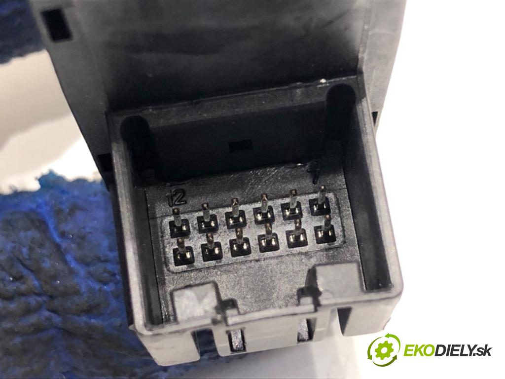 AUDI A4 B8 Kombi 2011 125 kW 2.0 TDI quattro 1968 Spínač brzdy ručnej brzdy 8K1927225B (Prepínacie páčky pod volantom)