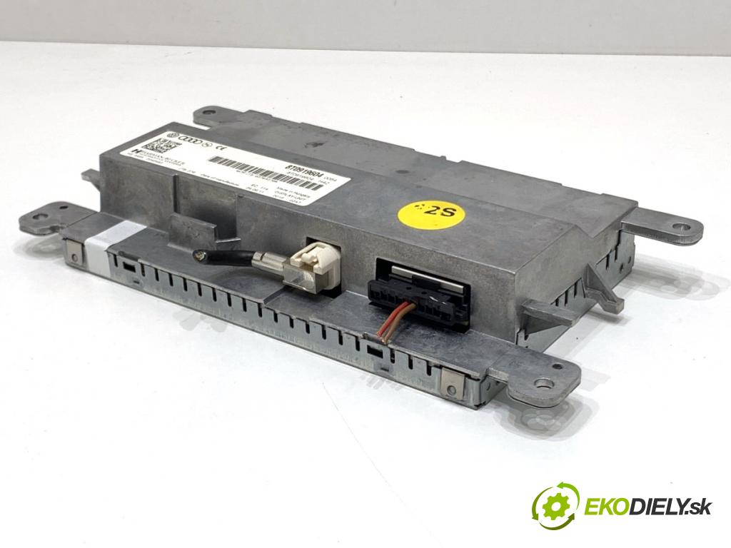 AUDI A4 B8 Kombi 2011 125 kW 2.0 TDI quattro 1968 Dislpej 8T0919604 (Prístrojová doska)